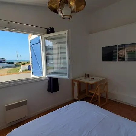 Familiale, Vue Sur Mer, Acces Direct